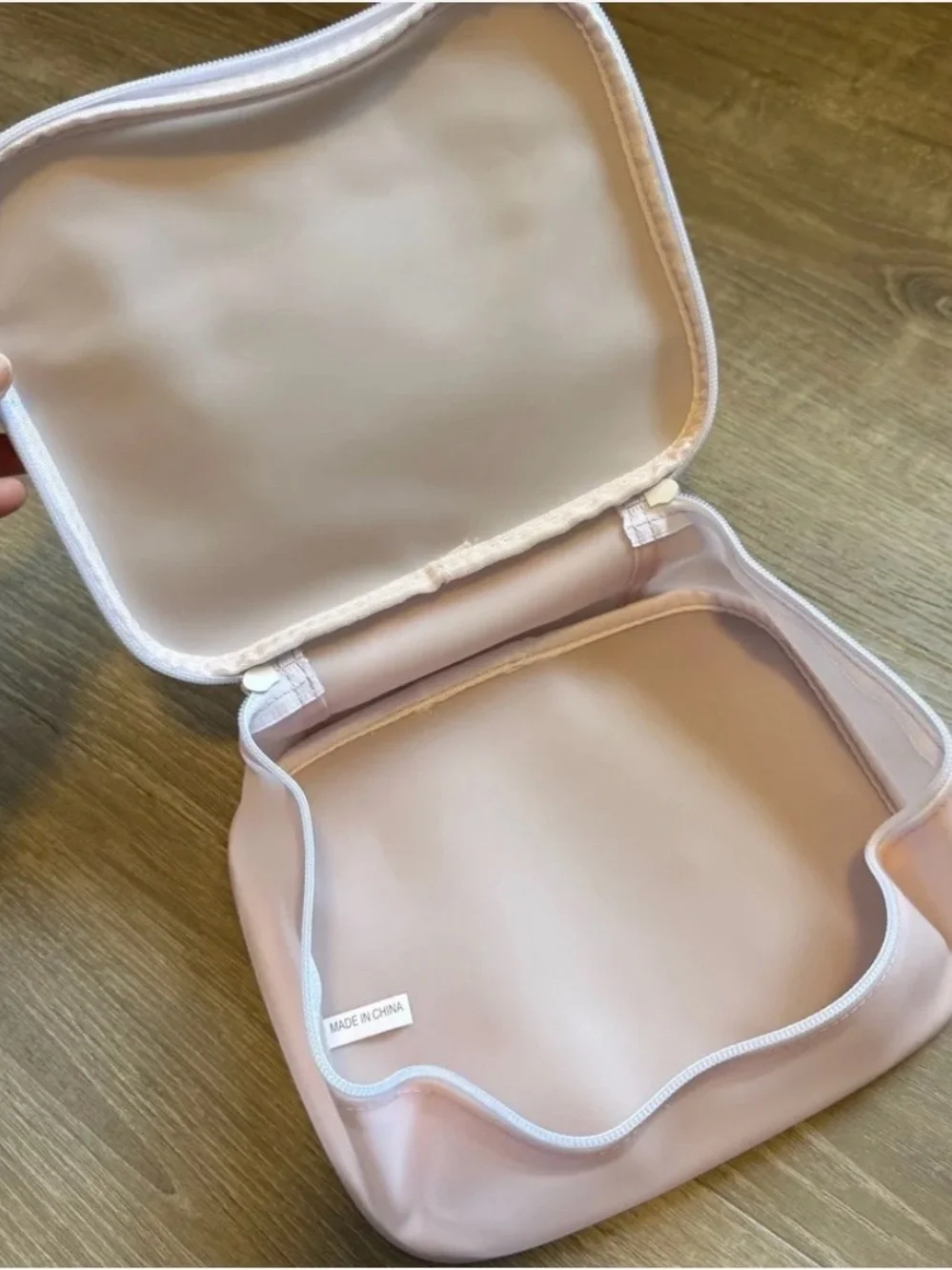4/$15 Ulta beauty pink cosmetic case